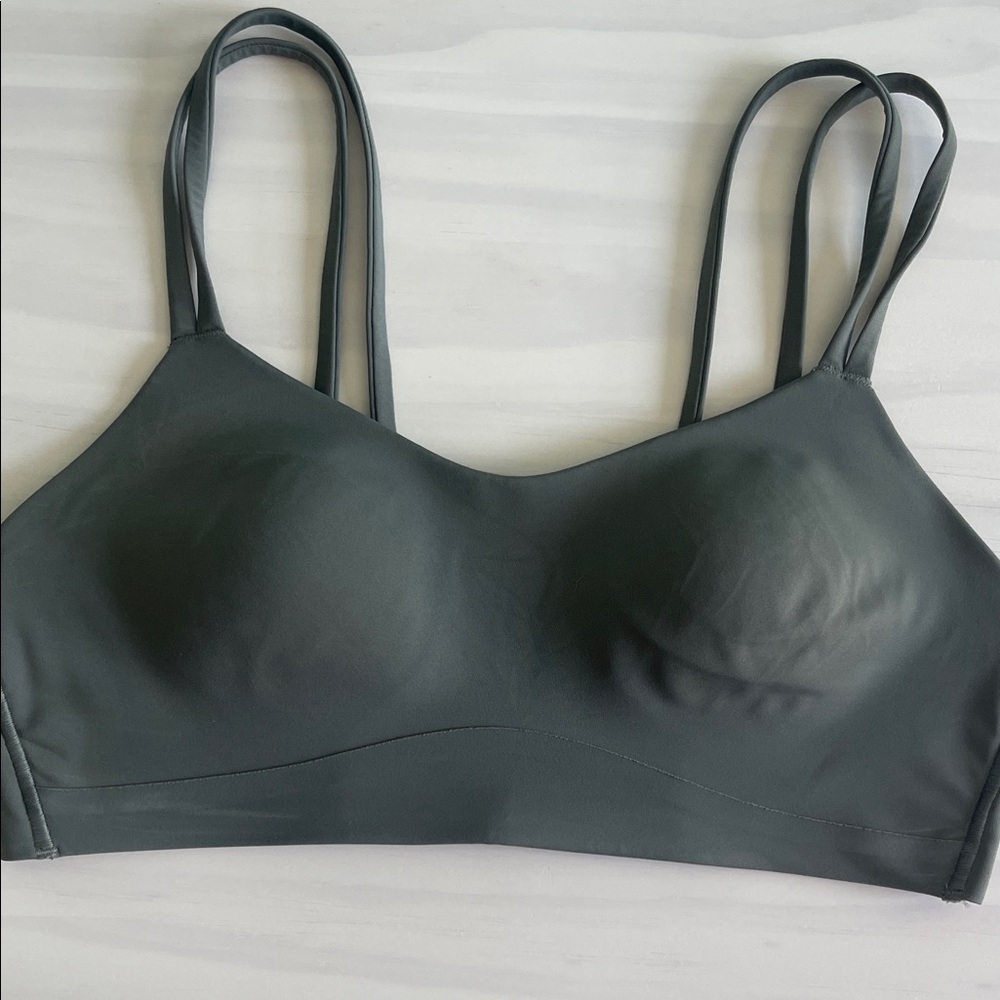 Lululemon Like A Cloud Bra *size 8